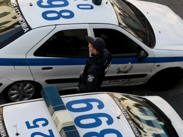 Εξαρθρώθηκε σπείρα απατεώνων -Εξαπατούσαν τηλεφωνικά πολίτες, πάνω από 250.000 ευρώ η λεία