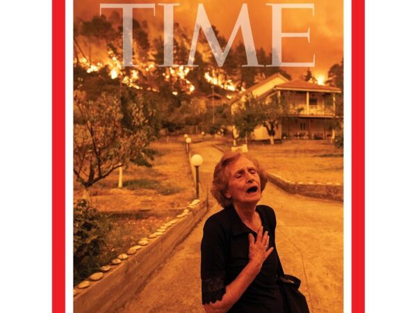 Η φωτογραφία της ημέρας: Η απεγνωσμένη γυναίκα των πυρκαγιών – βραβεύτηκε από το περιοδικό TIME
