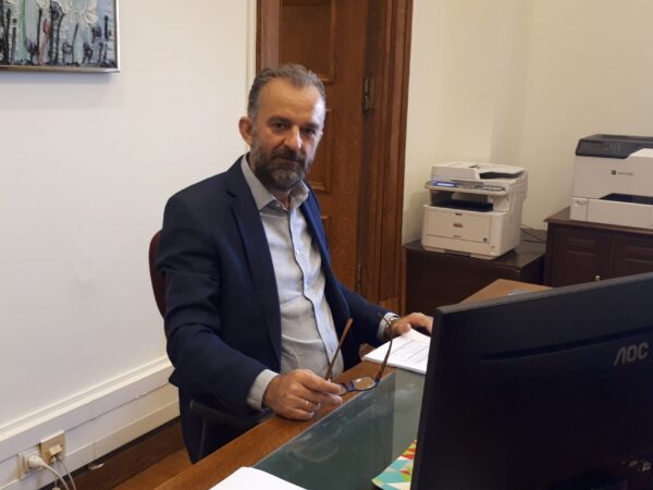 Γρηγόρης Θεοδωράκης: «Η ανάγκη για μια νέα εθνική αναπτυξιακή στρατηγική» δίνοντας ως παράδειγμα την Αιτωλοακαρνανία