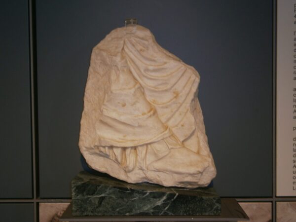 Στο Μουσείο της Ακρόπολης επιστρέφει θραύσμα του Παρθενώνα από μουσείο της Ιταλίας