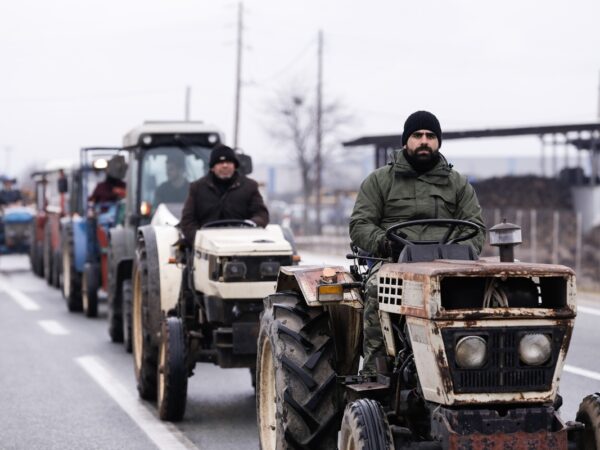 ΣΥΡΙΖΑ Αιτωλοακαρνανίας: «Στηρίζουμε τους αγώνες των αγροτών»