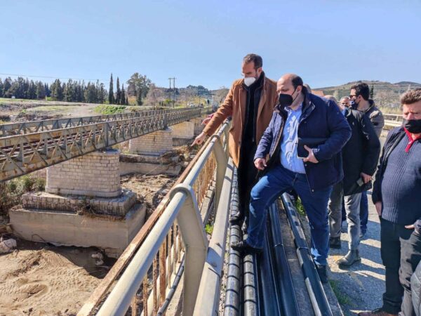 Μία ακόμα σύσκεψη της Περιφέρειας για την πορεία αποκατάστασης της Γέφυρας Ευήνου και Ρίου