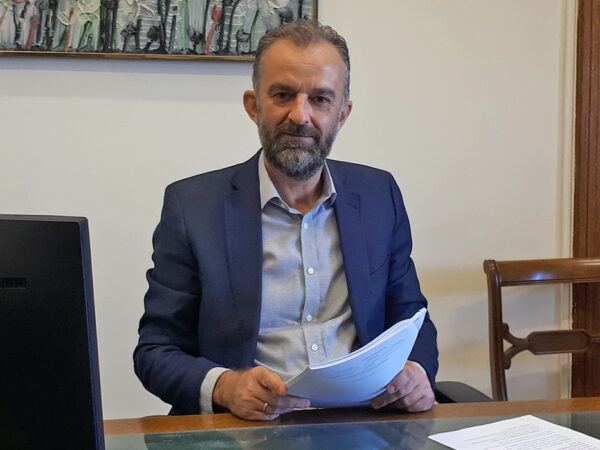 Γρ. Θεοδωράκης: Αναζητείται «οξυγόνο» διαφάνειας, ίσων ευκαιριών, εμπιστοσύνης προς το Κράτος