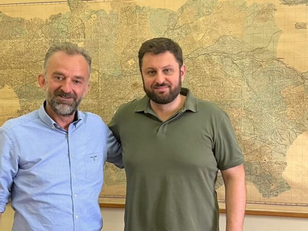Συντονιστής προεκλογικής καμπάνιας του Κώστα Ζαχαριάδη ο Γρ. Θεοδωράκης